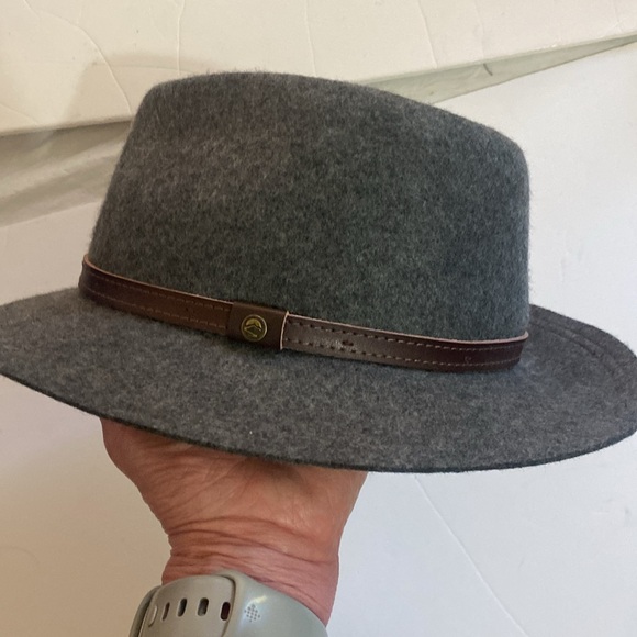 Sunday Afternoons 100% Felted Wool Hat with Brown Leather strip EUC - Picture 2 of 7